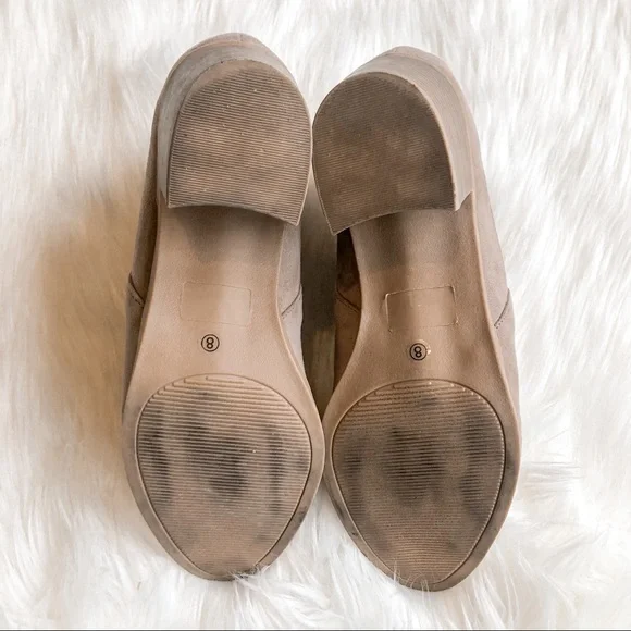 Lulu’s Shasta Taupe Suede Ankle Booties, size 8 - Picture 7 of 11